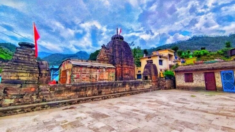 Rahu Temple in Uttarakhand